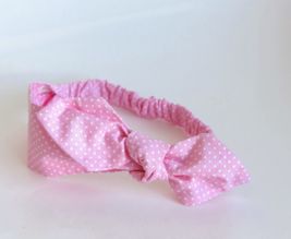 Čelenka růžová tečkovaná s mašlí Pretty baby pink dámská